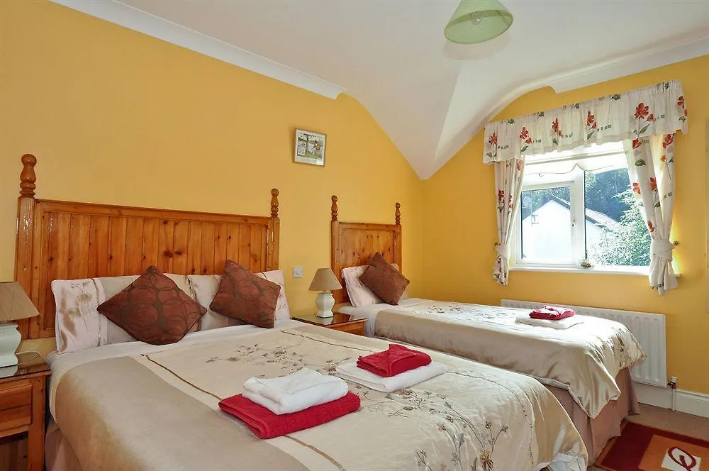 Guest house Augusta Lodge Guesthouse Westport