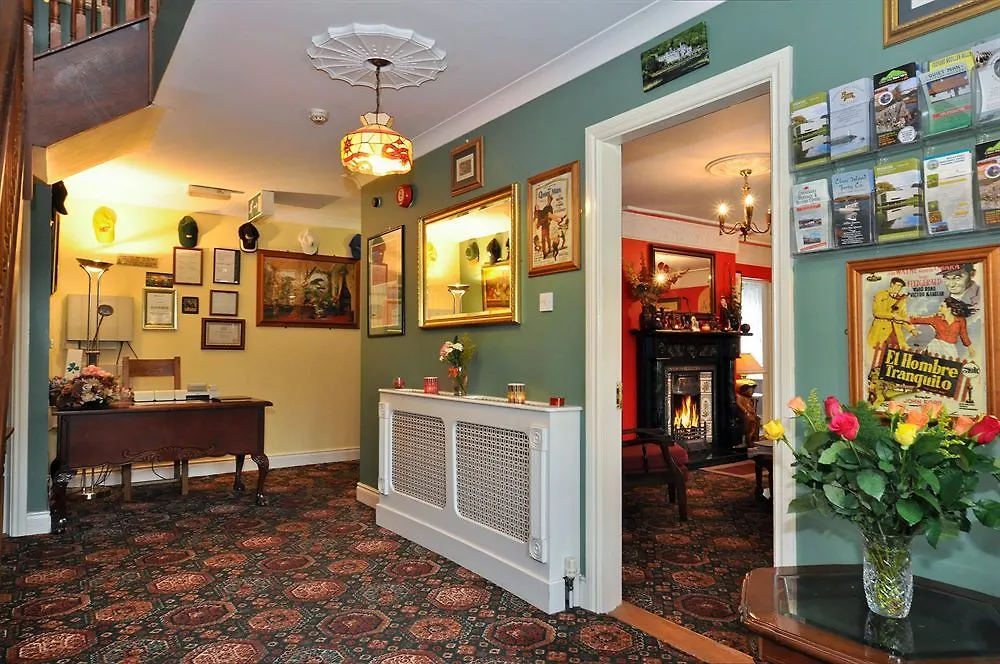 Augusta Lodge Guesthouse Westport Maison d'hôtes