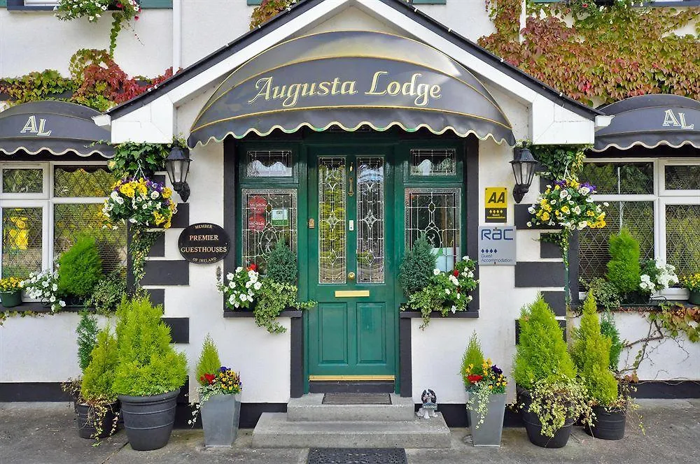 Augusta Lodge Guesthouse Westport 4*,